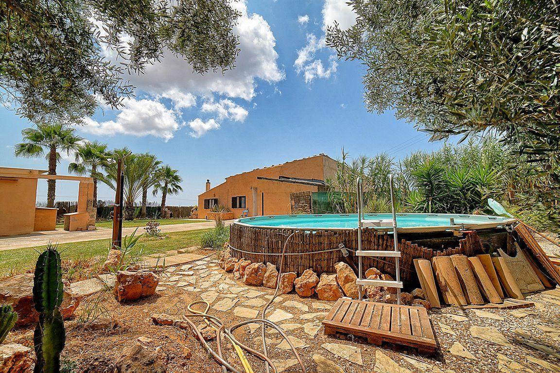 Casa de campo con piscina en alquiler junto a Ses Salines