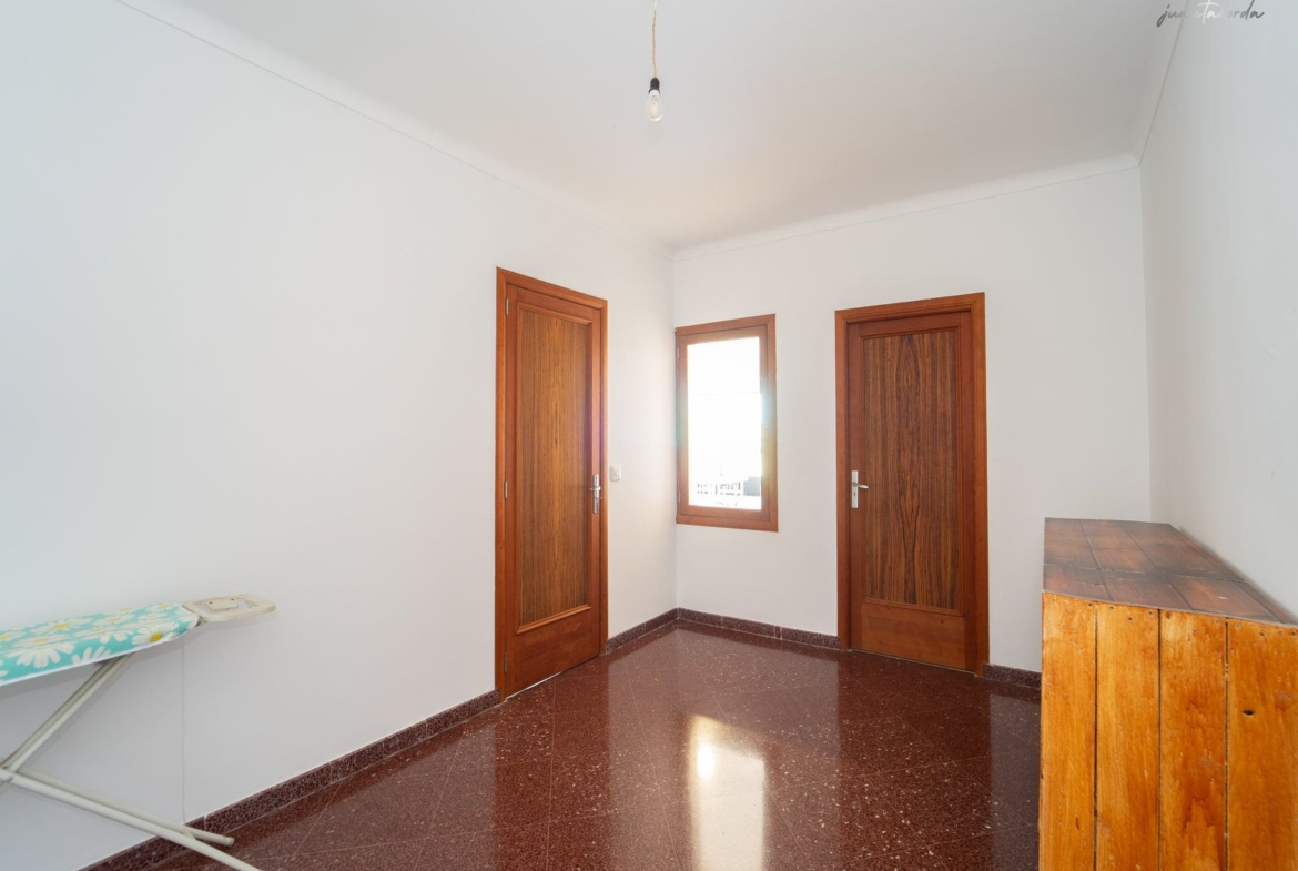 Penthouse zur Miete in Vilafranca del Bonany mit riesiger Terrasse