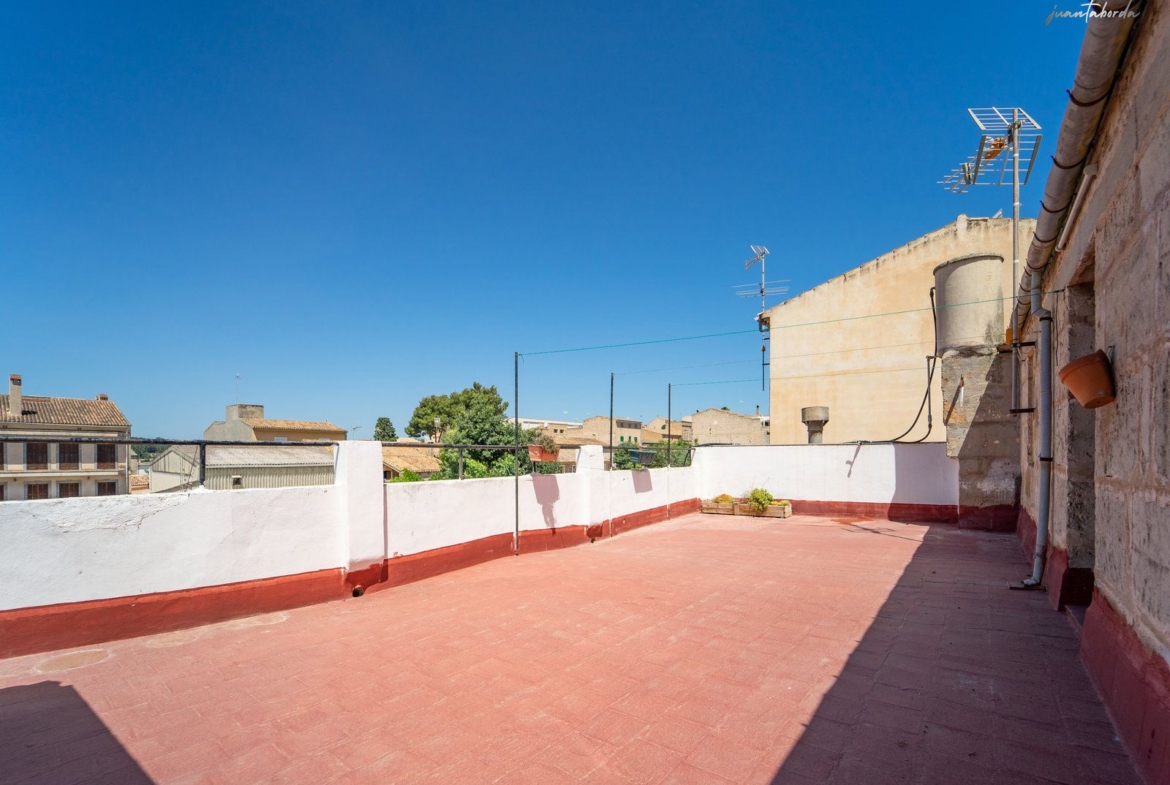 Penthouse zur Miete in Vilafranca del Bonany mit riesiger Terrasse