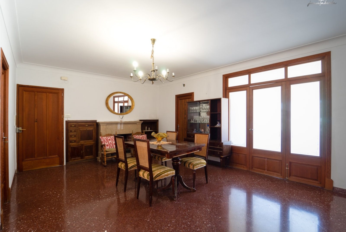 Penthouse zur Miete in Vilafranca del Bonany mit riesiger Terrasse