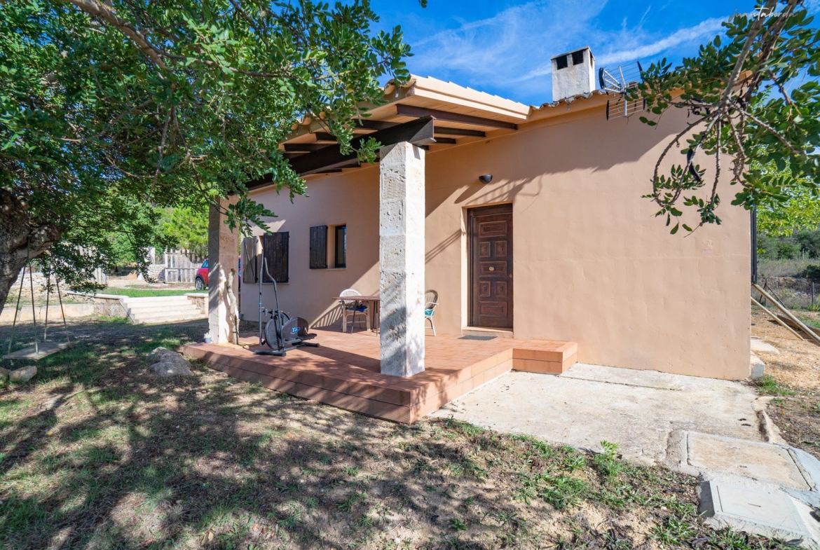 Casa de campo en Llucmajor con vistas a la montaña y 14.000 m²