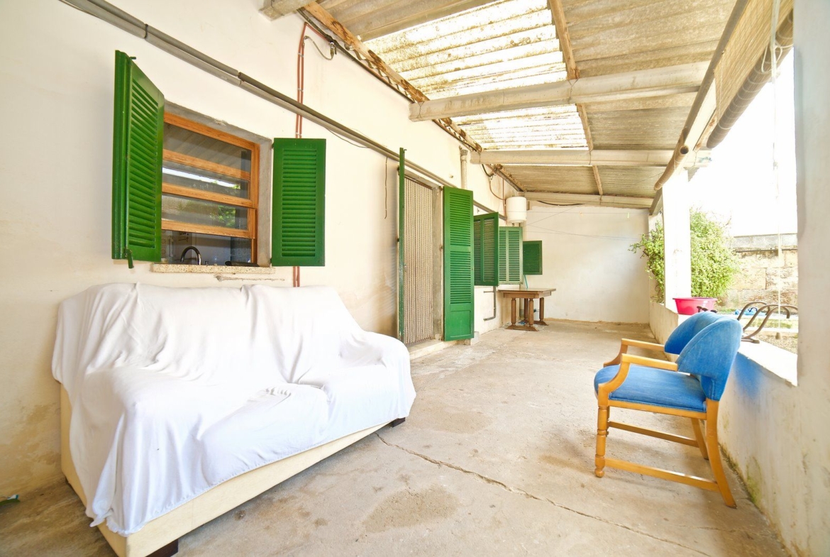 Ground-Floor Apartment with Large Terrace for Rent, Ses Salines