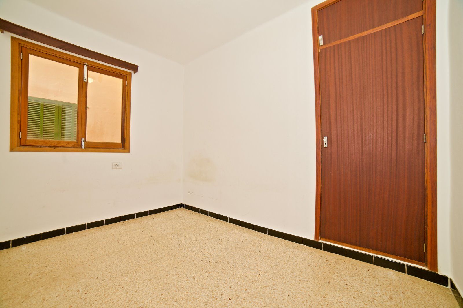 Piso con terraza junto al puerto en Colonia de Sant Jordi