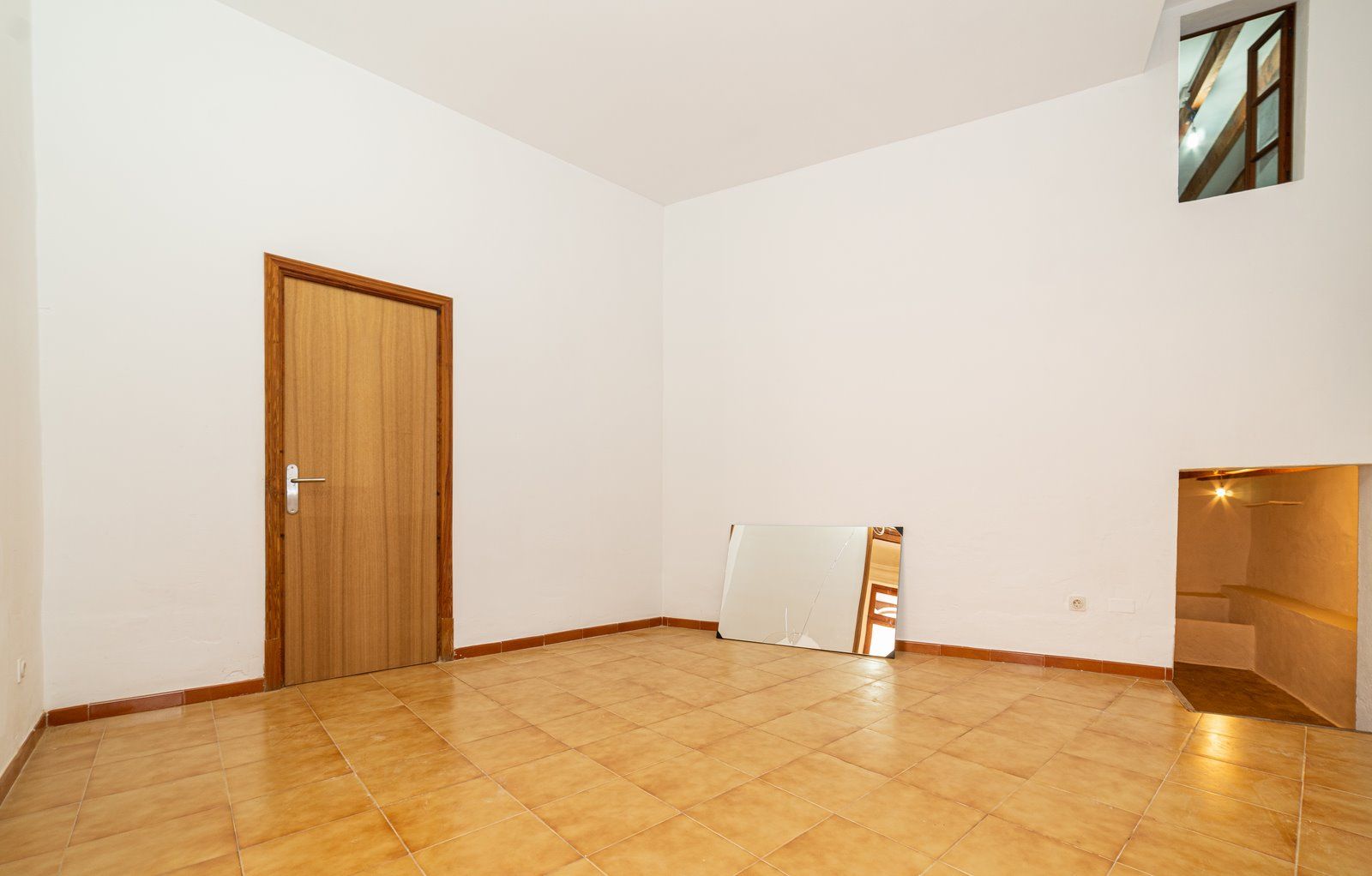8-1215-Villasyfincasmallorca.jpg Renovierte Erdgeschosswohnung zur Miete im Zentrum von Ses Salines