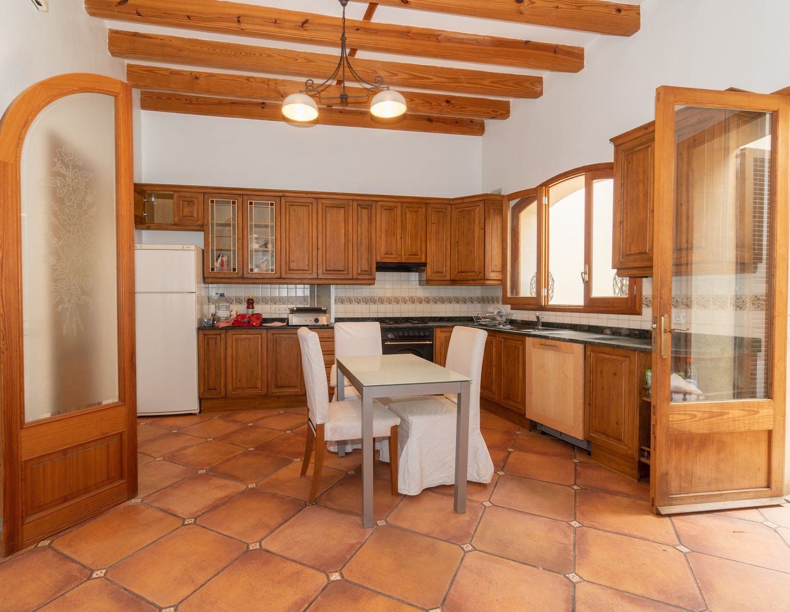 8-1225-Villasyfincasmallorca.jpg Alquiler casa de pueblo en Llucmajor: renovada, con patio y solárium