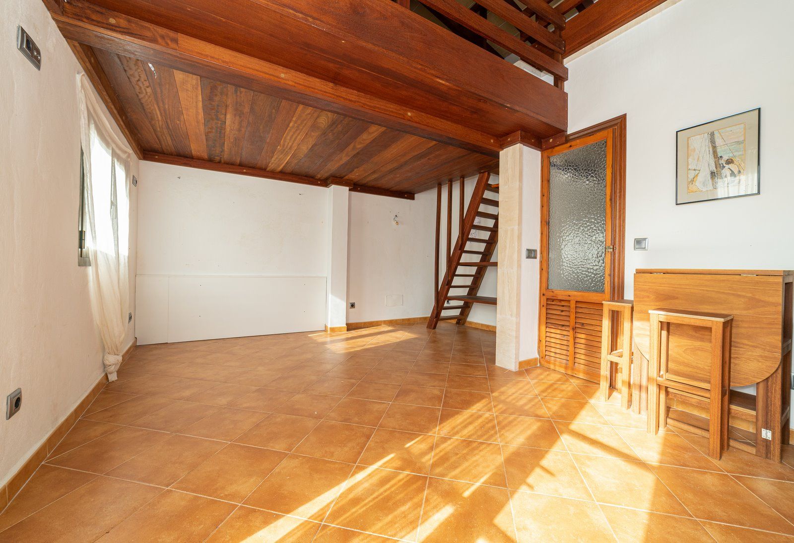 8-1237-Villasyfincasmallorca.jpg Alquiler junto al mar en Cala Figuera: loft rústico con terraza y vistas