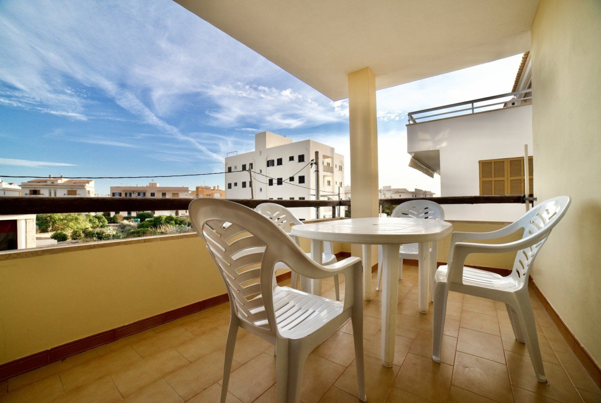 Piso en alquiler en Colonia de Sant Jordi: 3 habitaciones y terraza