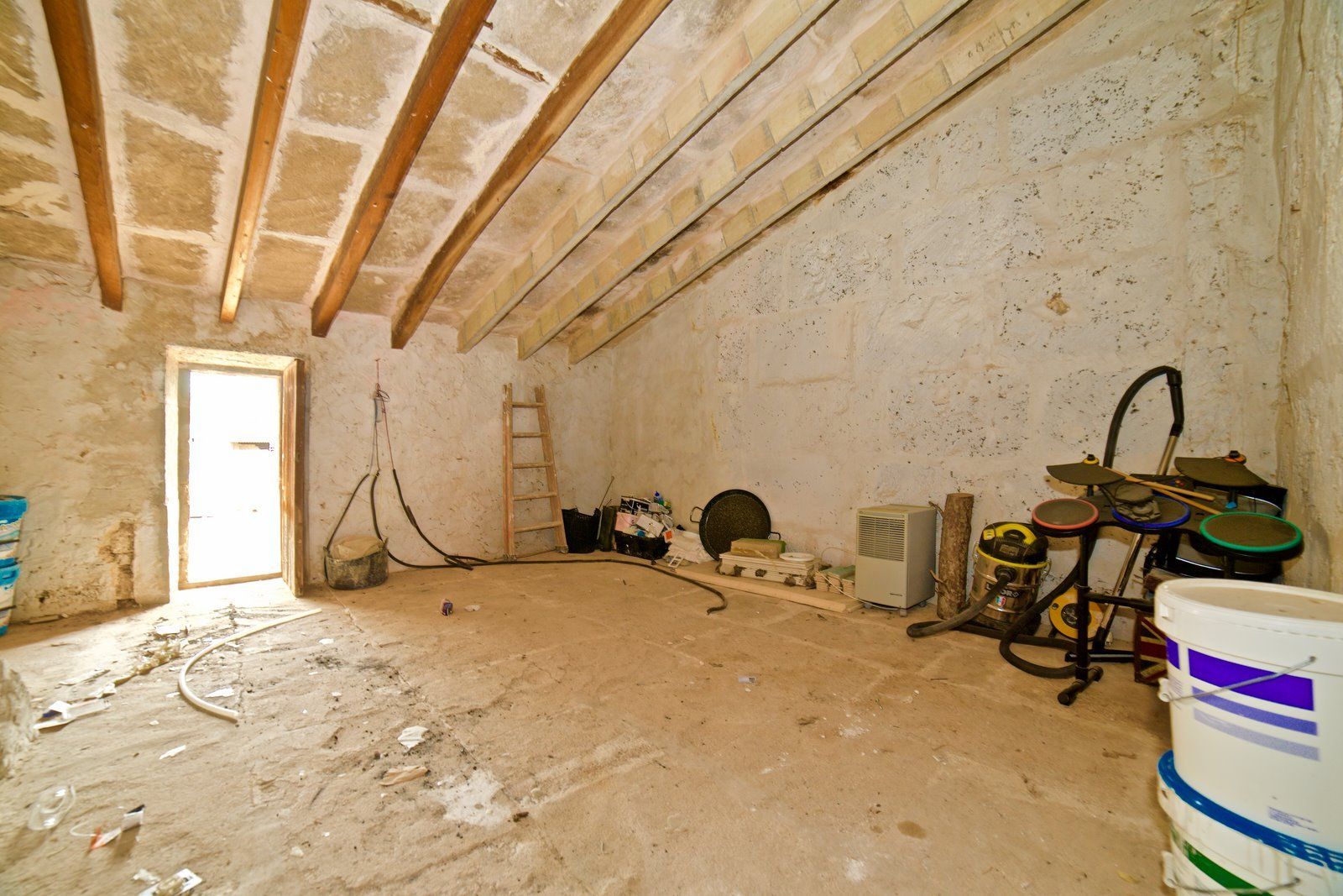 8-Villasyfincasmallorca.jpg Restored Village House With Patio and Terrace in Llucmajor