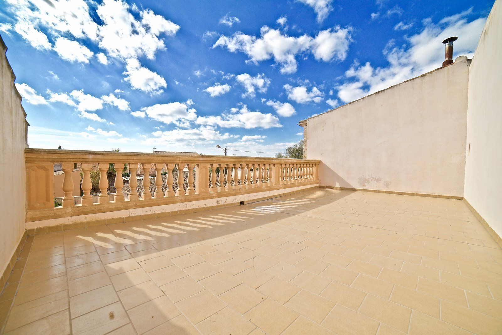 8-Villasyfincasmallorca-13.jpg Casa de pueblo renovada en alquiler en Es Llombards, Santanyí