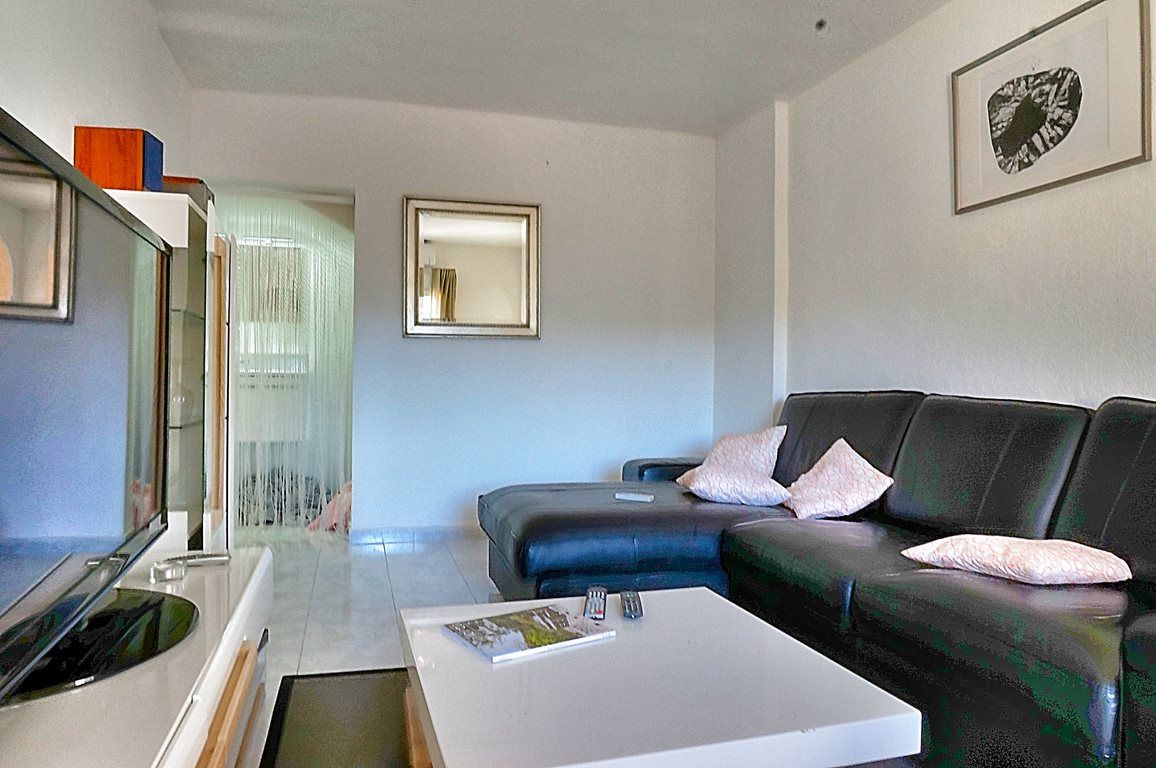 Duplex Rental with Terrace & Mountain Views in Son Vida, Palma
