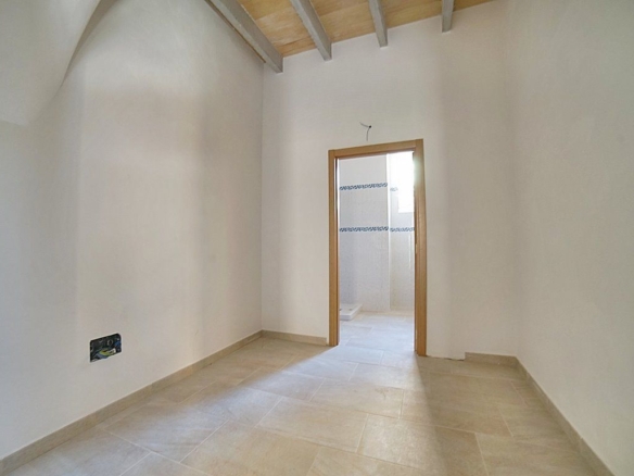Casa de pueblo reformada en alquiler con patio en Ses Salines