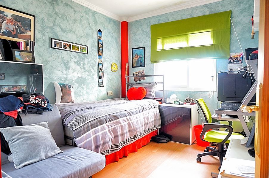 Piso exterior luminoso con balcón en venta en Llucmajor