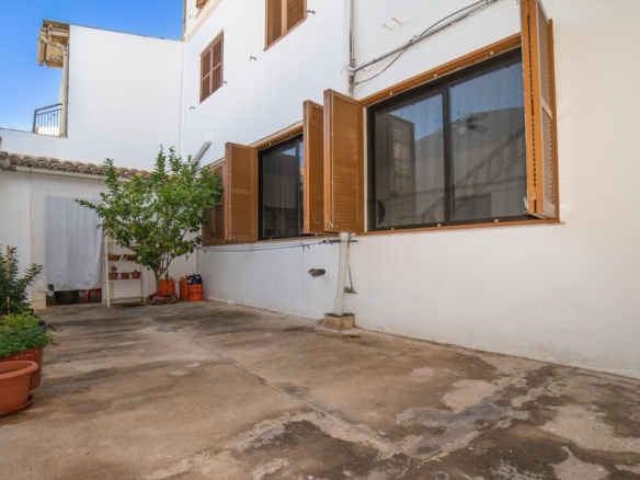 Piso en planta baja con terraza en Ses Salines