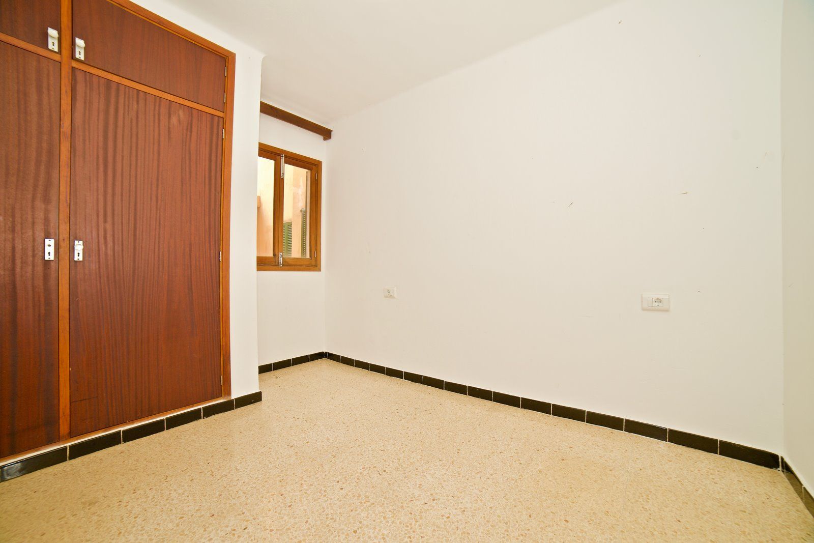Piso con terraza junto al puerto en Colonia de Sant Jordi