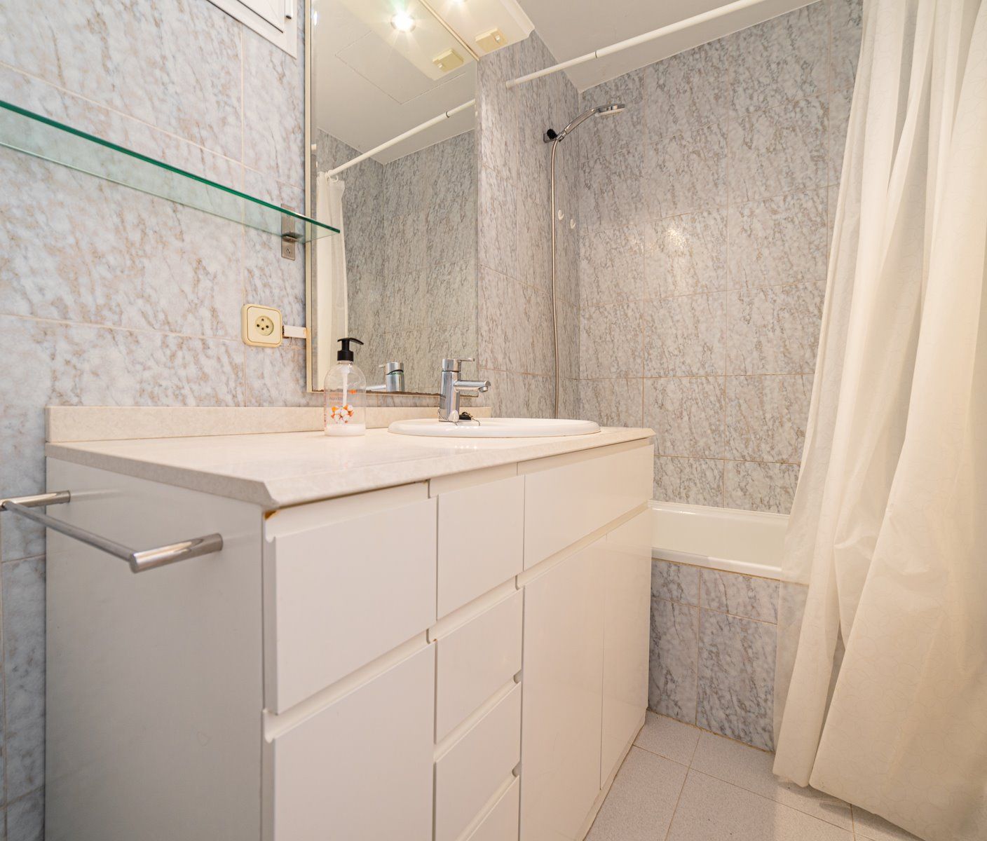 9-1212-Villasyfincasmallorca.jpg Sea View Apartment for Rent in Colonia de Sant Jordi