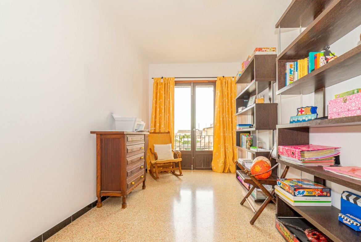 Dorfhaus mit Patio in Ses Salines, 5 Schlafzimmer, 216 m²
