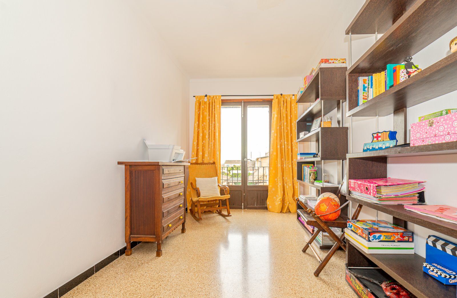 9-1214-Villasyfincasmallorca.jpg Dorfhaus mit Patio in Ses Salines, 5 Schlafzimmer, 216 m²