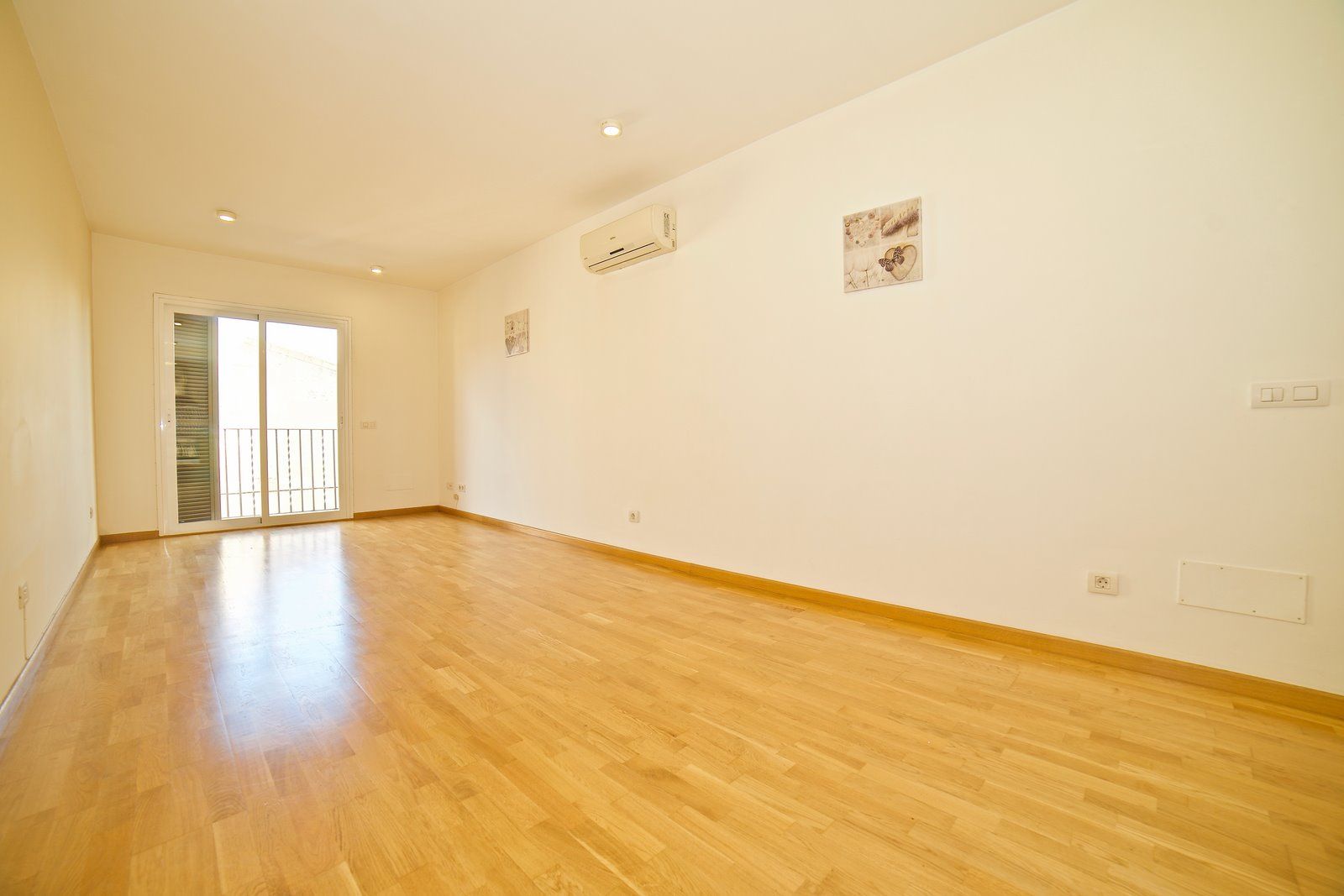 2-Bedroom Apartment for Rent in Campos, Mallorca
