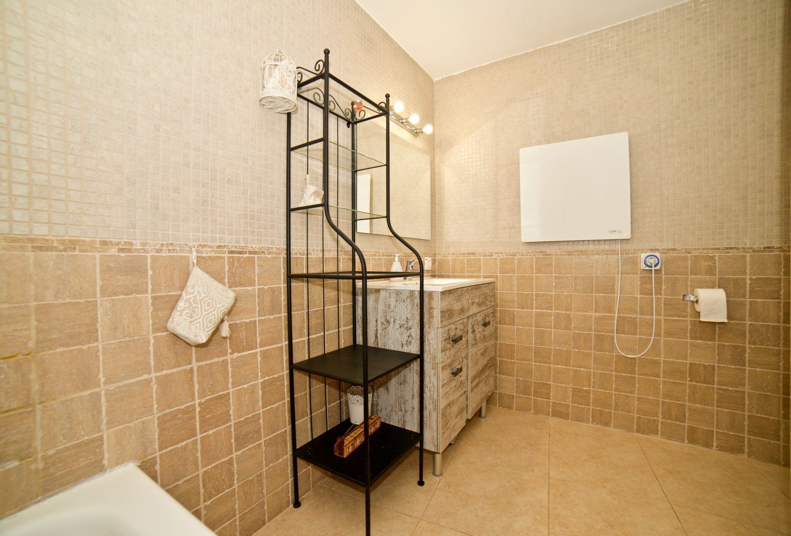 9-Villasyfincasmallorca-3.jpg Piso en venta en Campos con balcón, parking y trastero