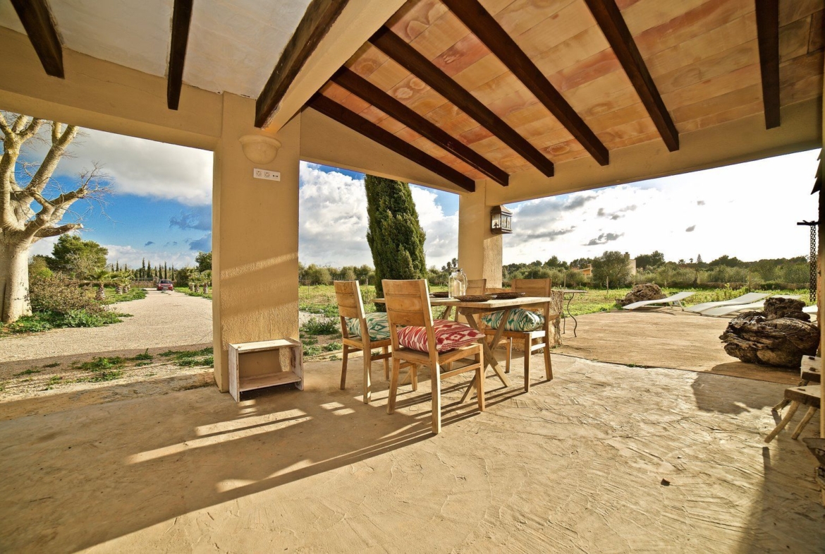 Casa de campo con piscina en alquiler cerca de Llucmajor