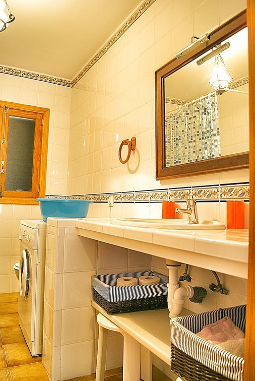 Chalet en venta en Cala Llombards con jardín y terraza
