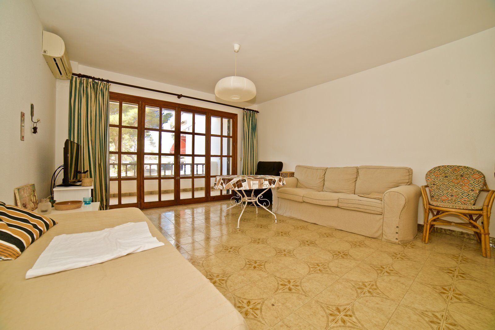 9-Villasyfincasmallorca-8.jpg Planta baja de 127 m² en Colonia de Sant Jordi a pasos del mar