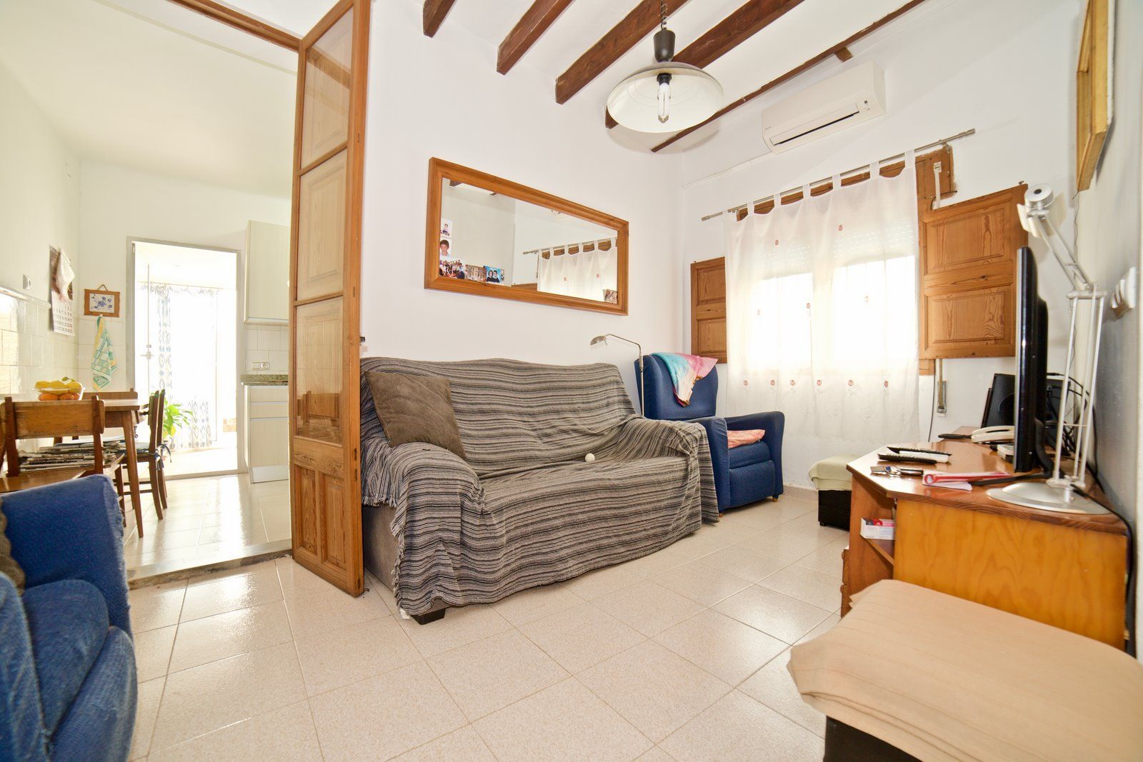 Casa de pueblo renovada en el centro de Llucmajor · 4 hab.