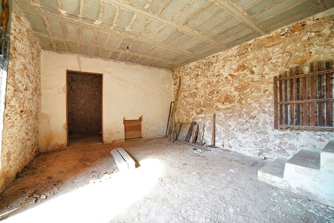 Country House to Renovate in Ses Salines, Southern Mallorca