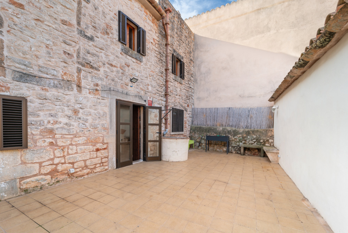 Renoviertes Dorfhaus zur Miete in Es Llombards, Santanyí