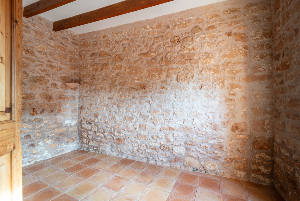 Renoviertes Dorfhaus zur Miete in Es Llombards, Santanyí