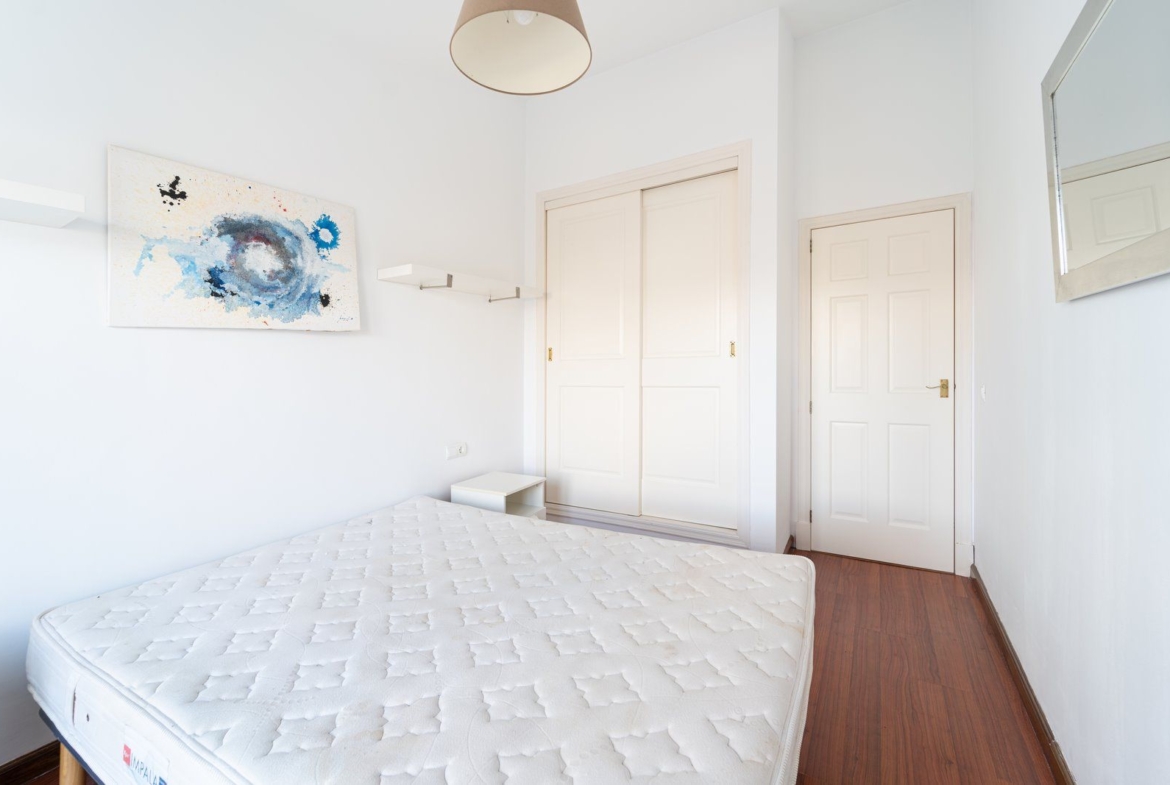 Modern 3-Bed Townhouse for Rent with Pool in Ses Salines