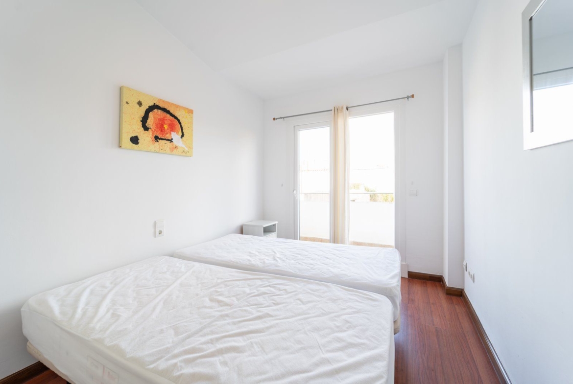 Modern 3-Bed Townhouse for Rent with Pool in Ses Salines