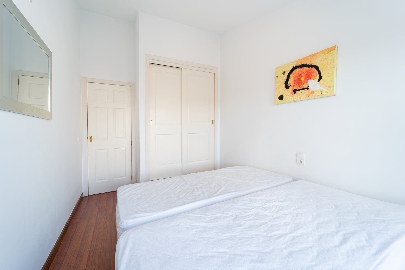 Modern 3-Bed Townhouse for Rent with Pool in Ses Salines