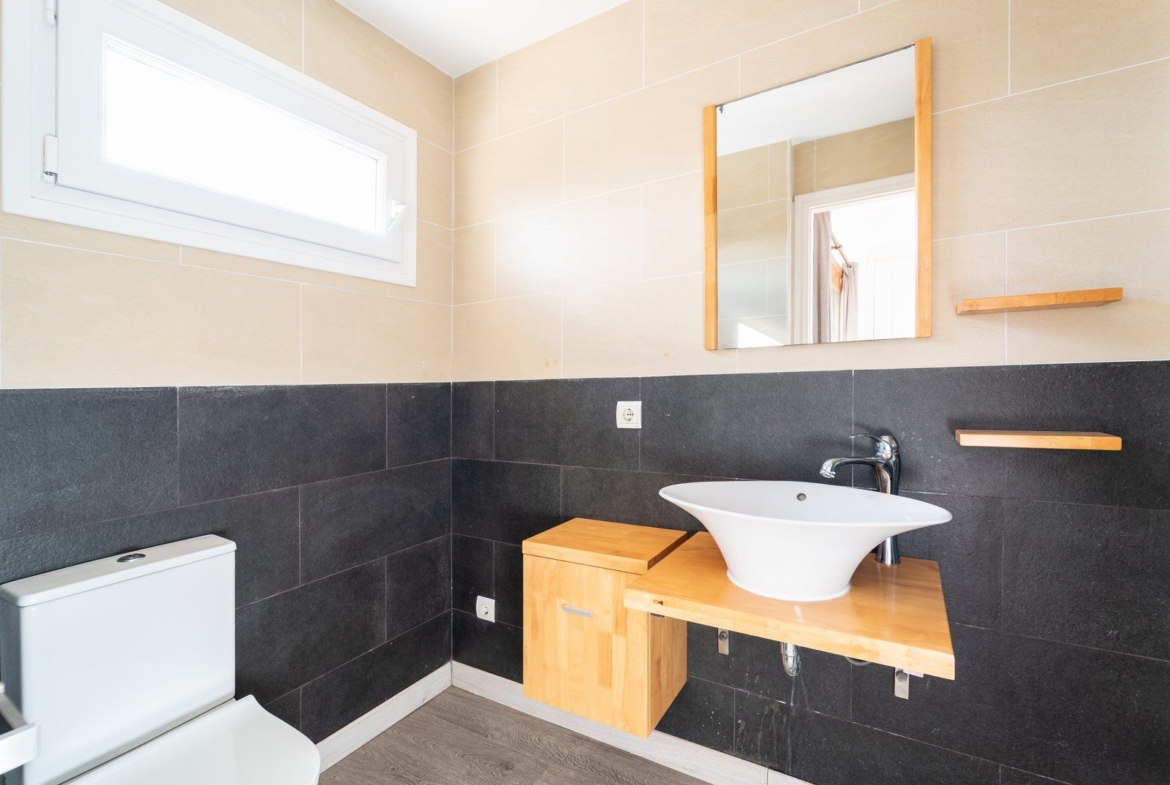 Modern 3-Bed Townhouse for Rent with Pool in Ses Salines