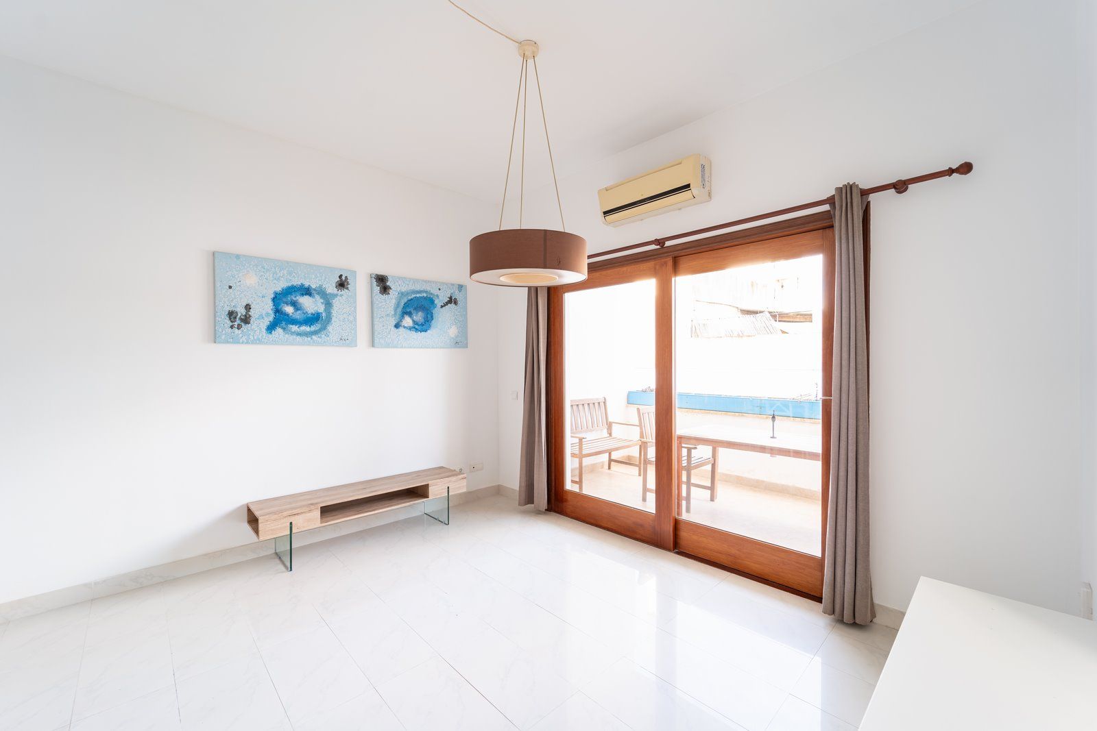 Modern 3-Bed Townhouse for Rent with Pool in Ses Salines