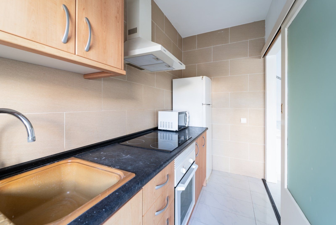 Modern 3-Bed Townhouse for Rent with Pool in Ses Salines