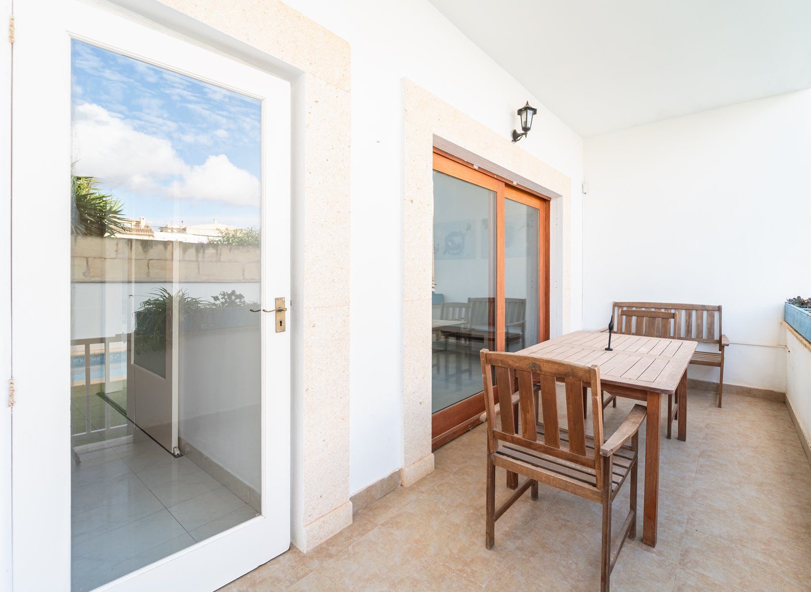 Modern 3-Bed Townhouse for Rent with Pool in Ses Salines