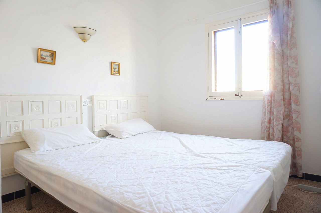 Piso en alquiler en Colonia de Sant Jordi: 3 hab., chimenea y terraza