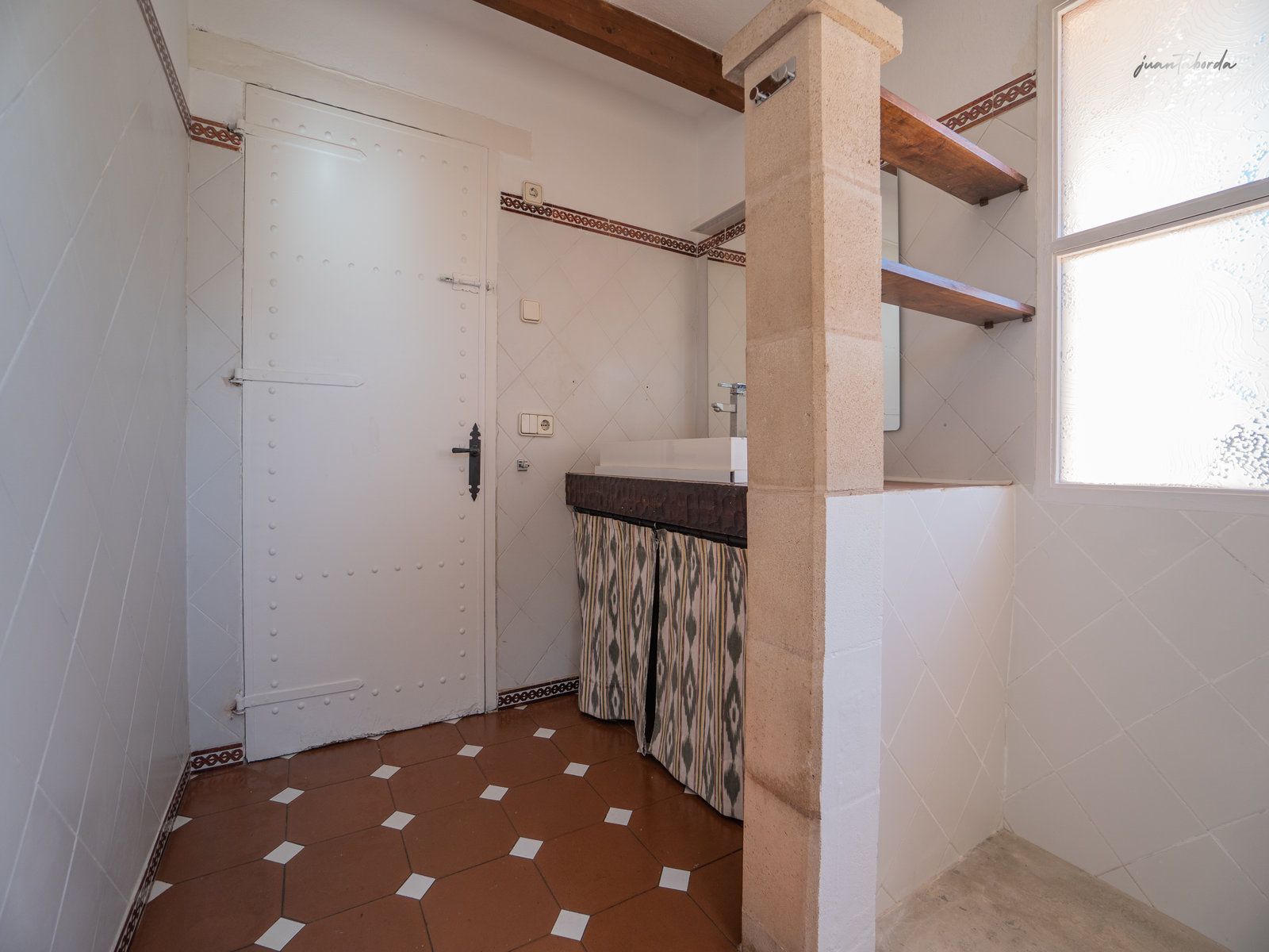Casa-de-campo-en-alquiler-en-Sineu-11.jpg Landhaus zur Miete in Sineu – Bergblick und privater Garten
