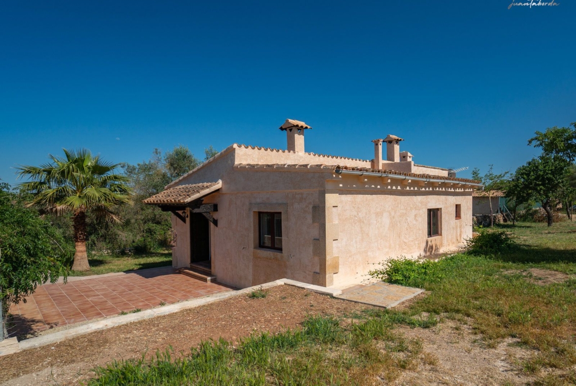 Landhaus zur Miete in Sineu – Bergblick und privater Garten