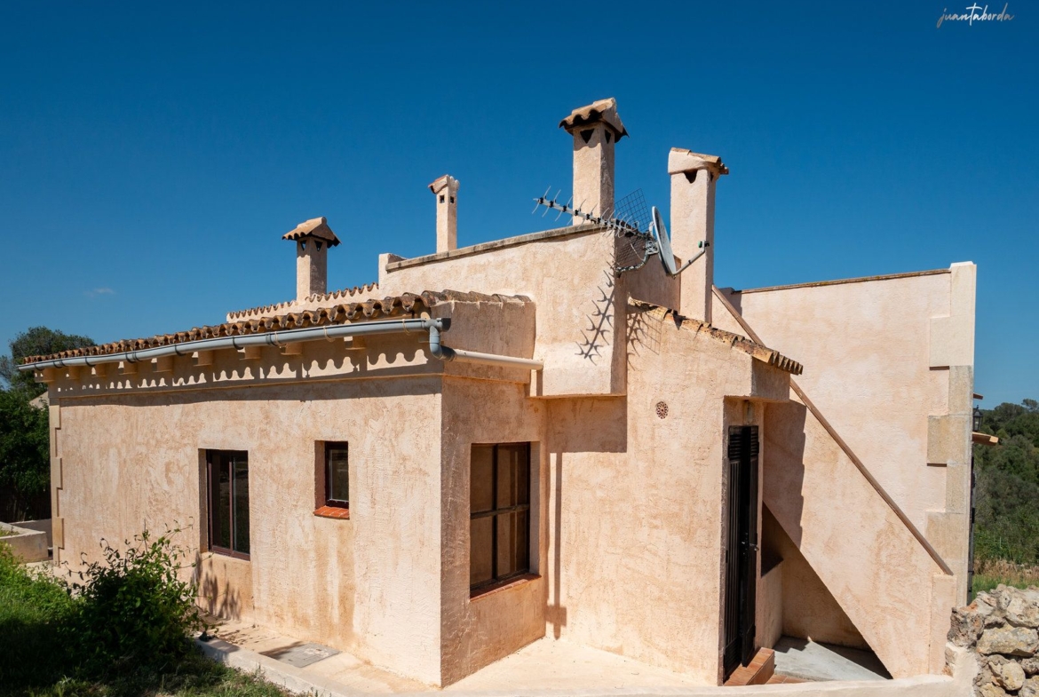Landhaus zur Miete in Sineu – Bergblick und privater Garten