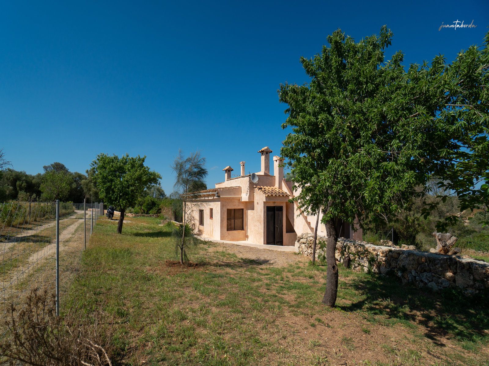 Casa-de-campo-en-alquiler-en-Sineu-24.jpg Landhaus zur Miete in Sineu – Bergblick und privater Garten