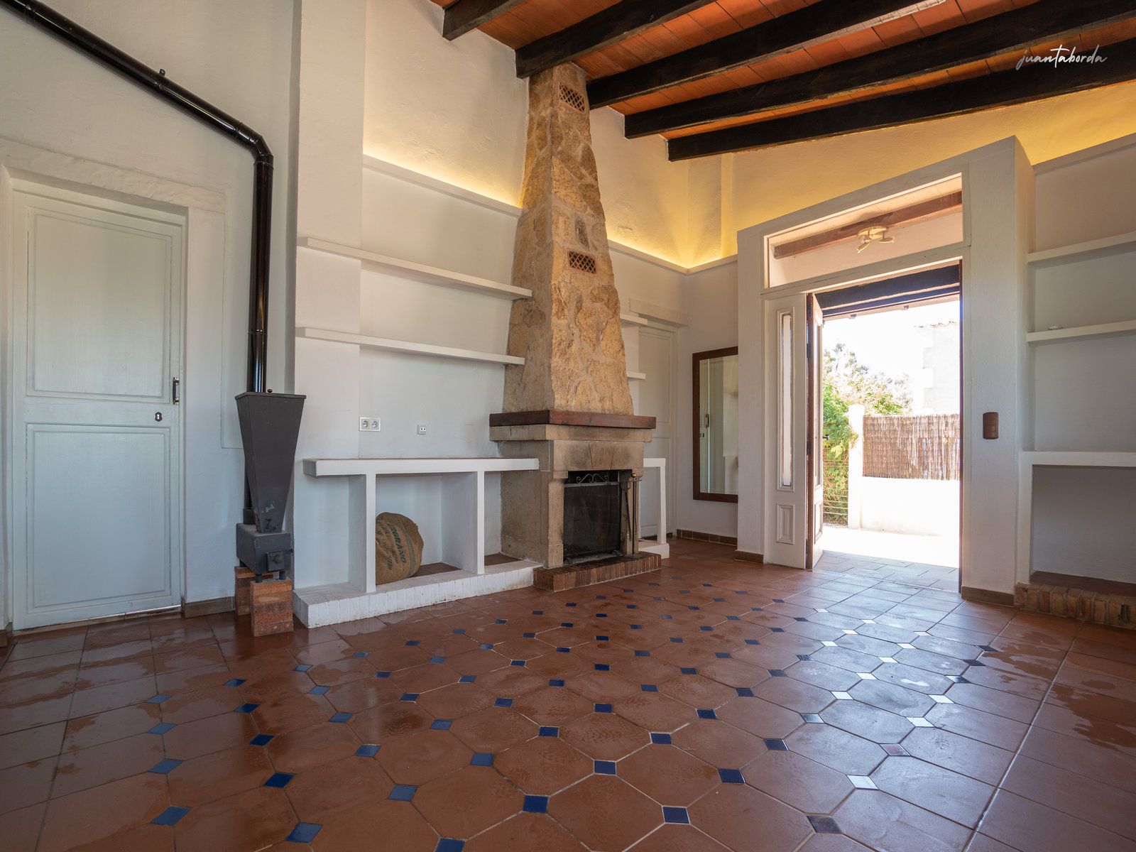 Casa-de-campo-en-alquiler-en-Sineu-6.jpg Landhaus zur Miete in Sineu – Bergblick und privater Garten