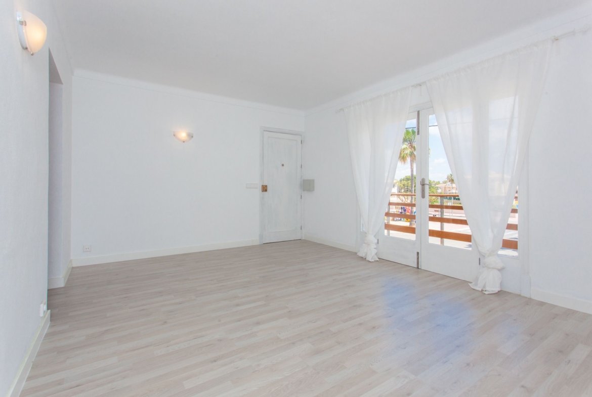 Piso en alquiler con terraza en Colonia de Sant Jordi