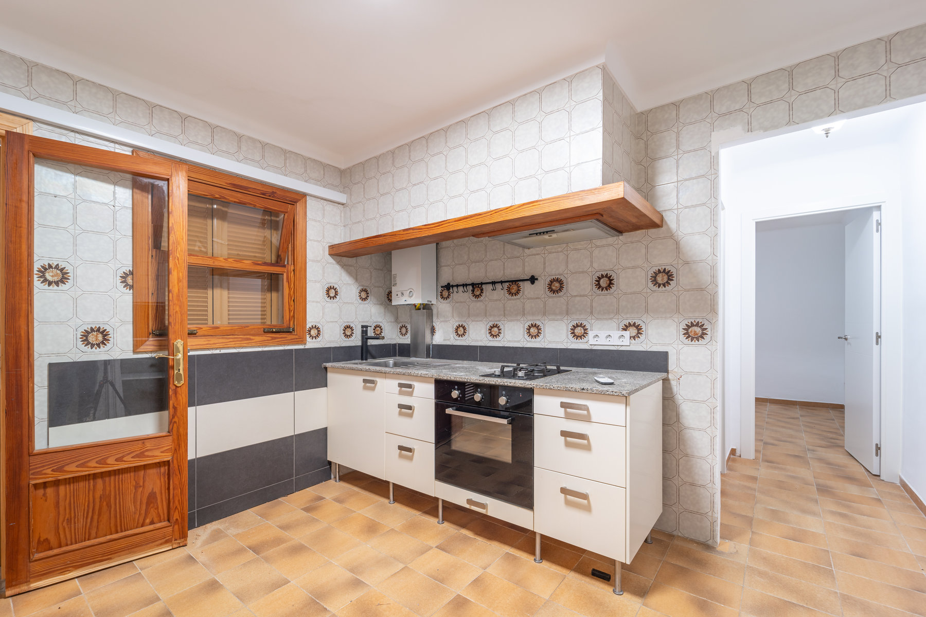 Sea View Villa for Rent in Bellavista, Llucmajor, Mallorca