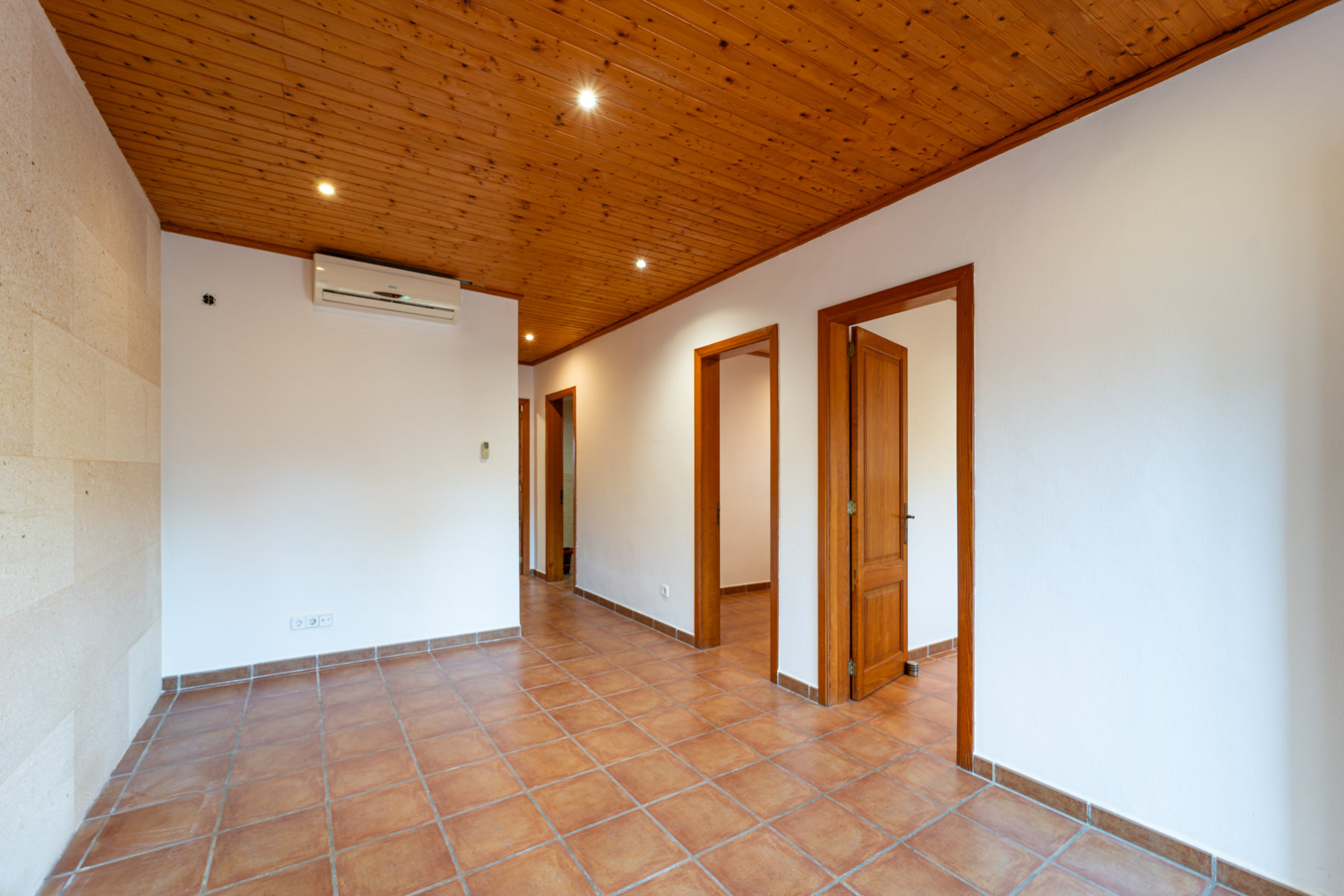 LWP1713.jpg Chalet en alquiler junto al mar en Cala Llombards
