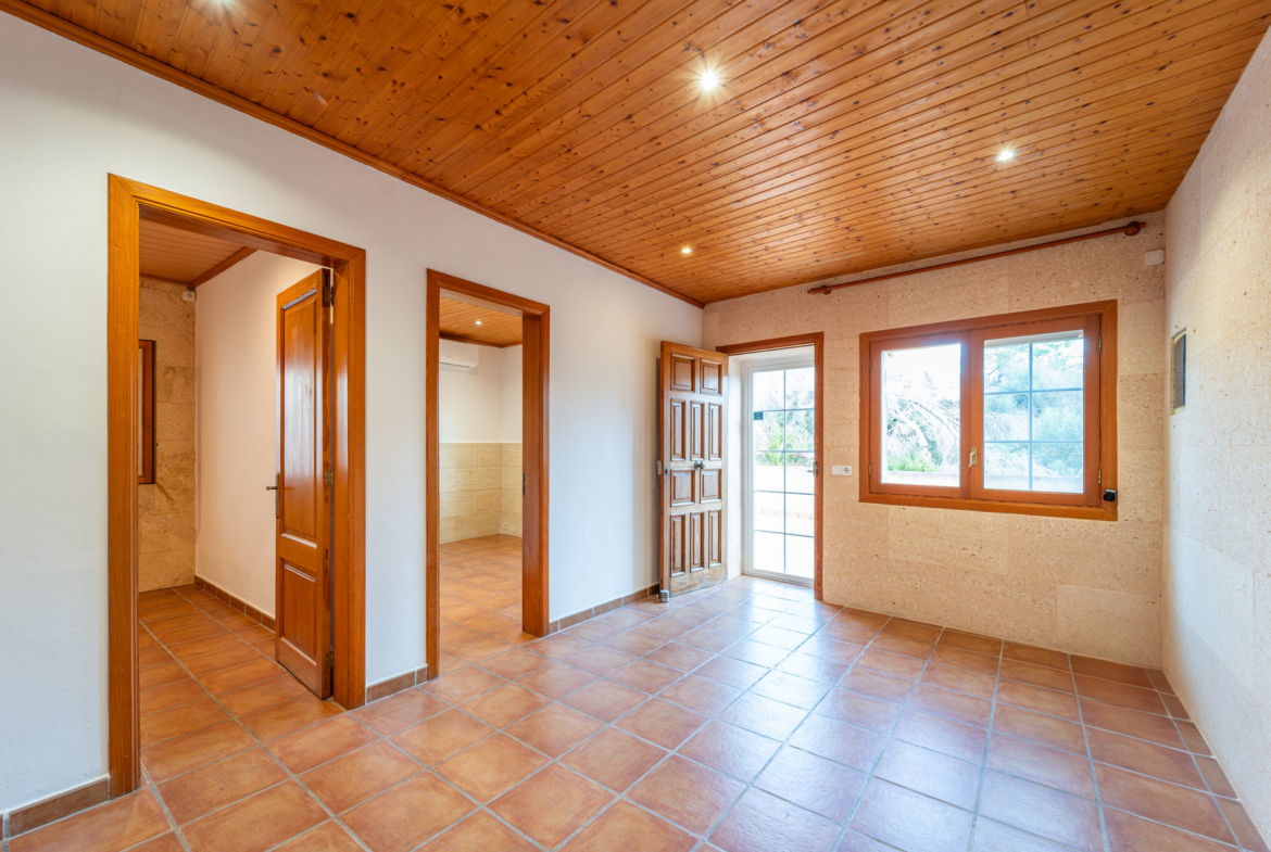 Chalet en alquiler junto al mar en Cala Llombards