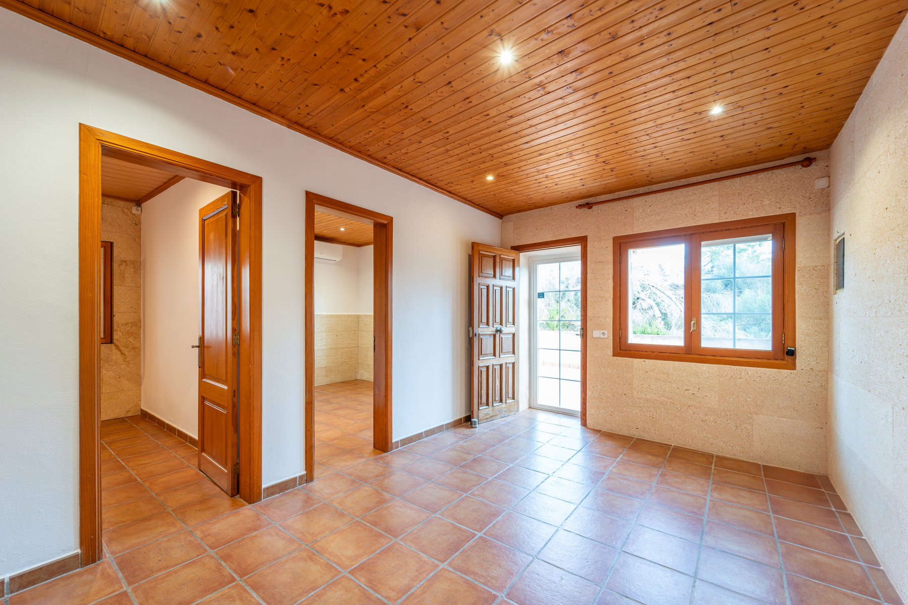 LWP1714.jpg Chalet en alquiler junto al mar en Cala Llombards