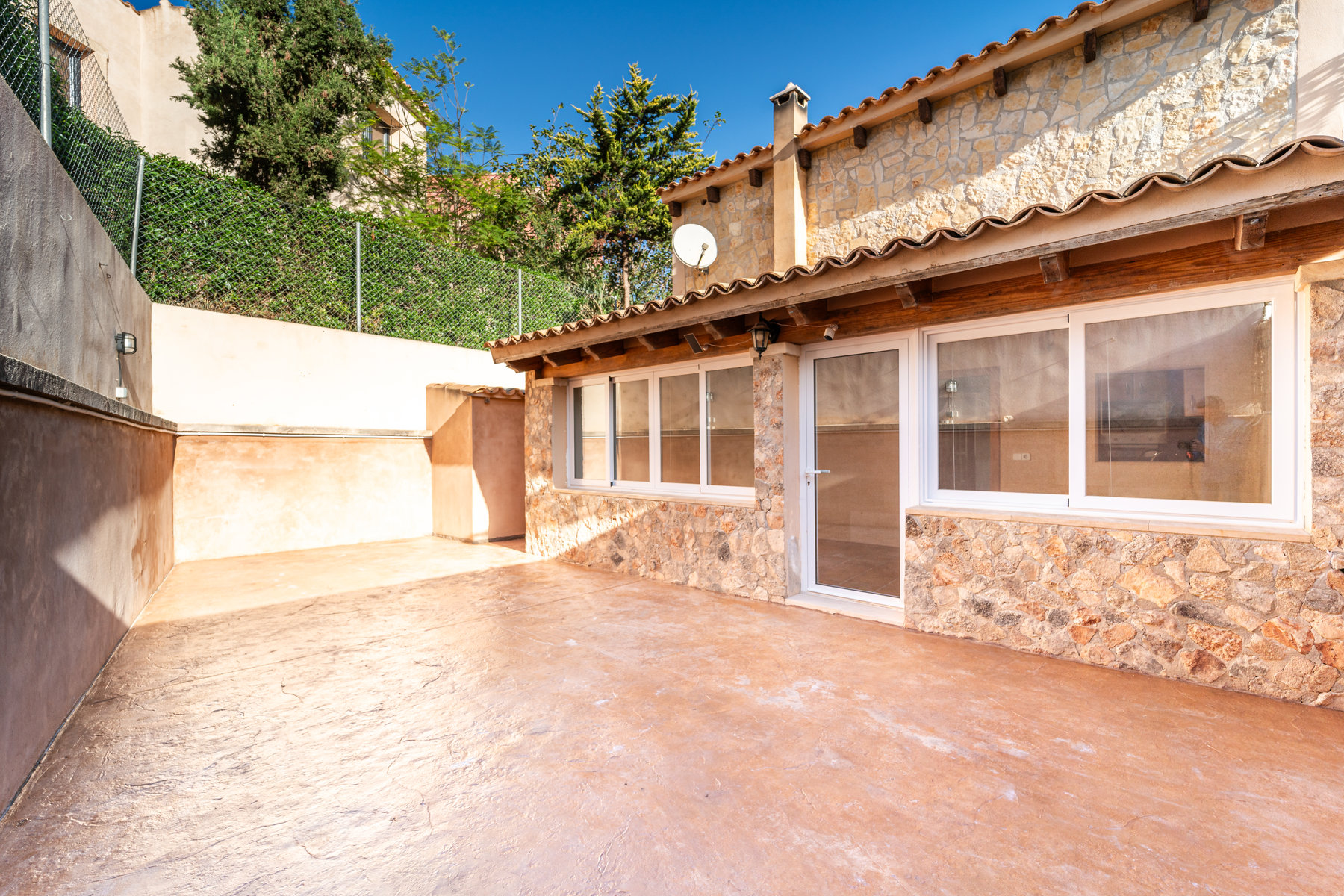 LWP1737.jpg Chalet en alquiler junto al mar en Cala Llombards