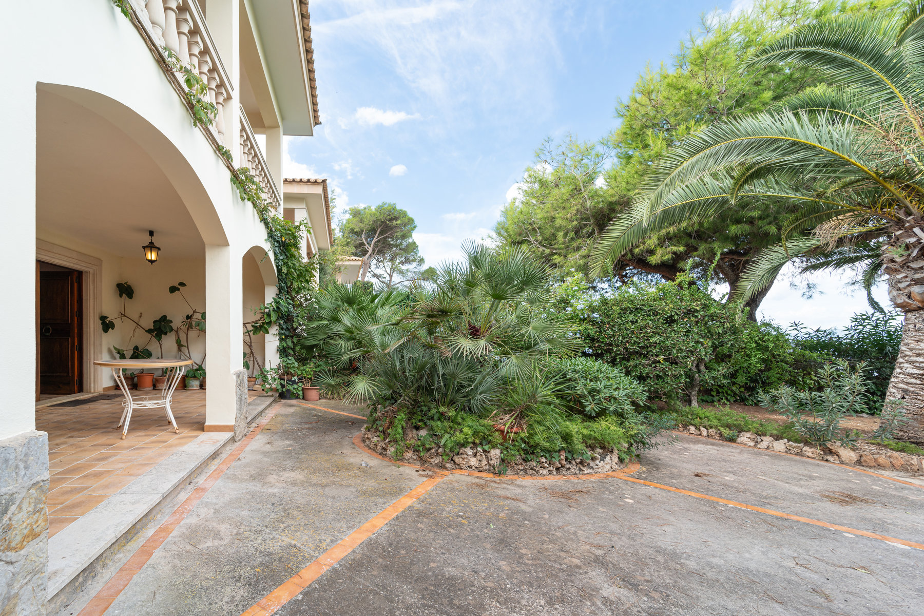 Sea View Villa for Rent in Bellavista, Llucmajor, Mallorca